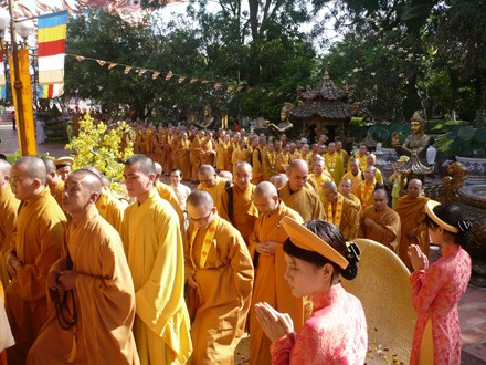 TP.HCM: Lễ hội Vu lan lớn tại Suối Tiên