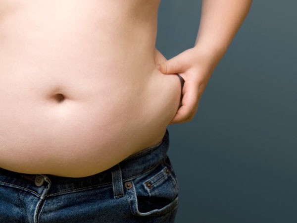 Mỡ bụng vừa gây mất tự tin vừa ảnh hưởng xấu đến sức khỏe