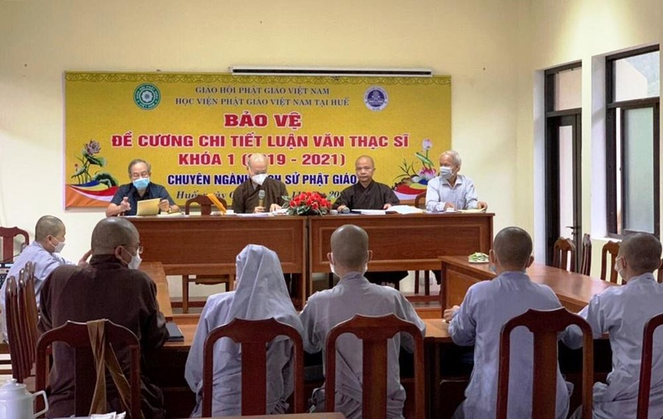 Học viện Phật giáo VN tại Huế: 34 học viên bảo vệ đề cương luận văn Thạc sĩ Phật học ảnh 1