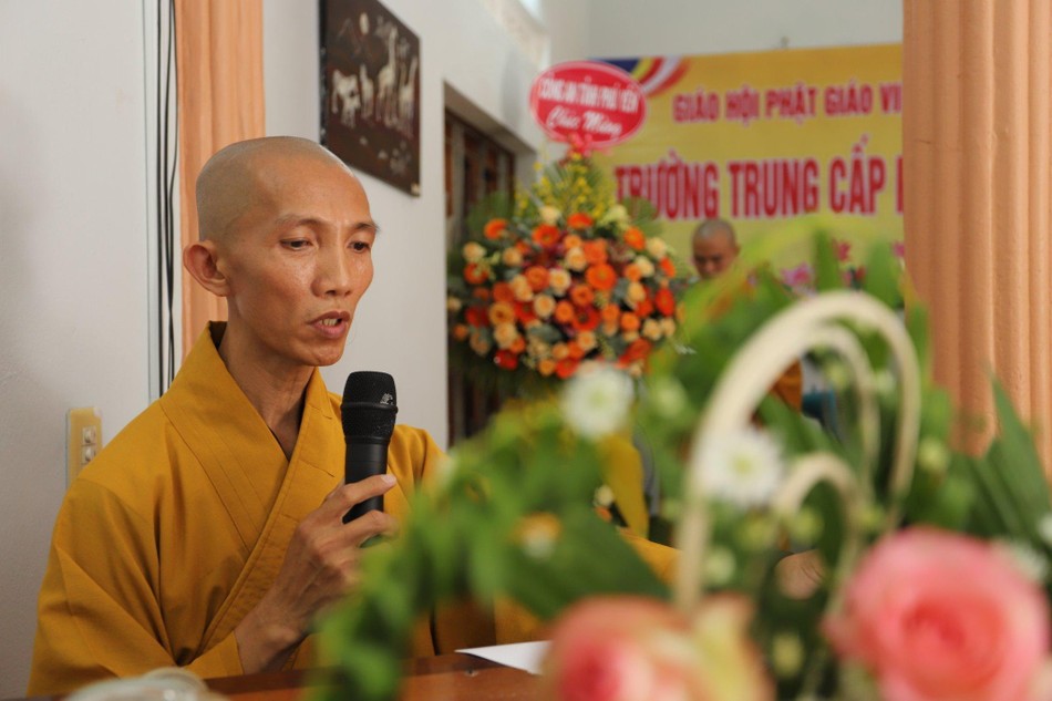 Phú Yên: Trường Trung cấp Phật học tỉnh trao bằng tốt nghiệp khóa VI, khai giảng khóa VII ảnh 2