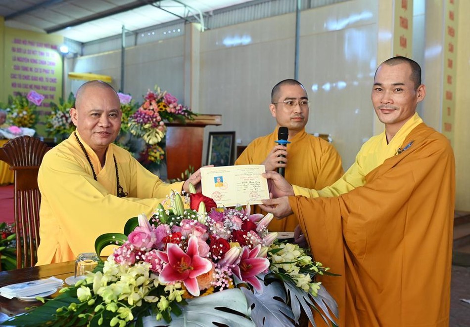 Hải Dương: Trường Trung cấp Phật học tổ chức lễ phát bằng tốt nghiệp khóa VIII (2018-2022) ảnh 18